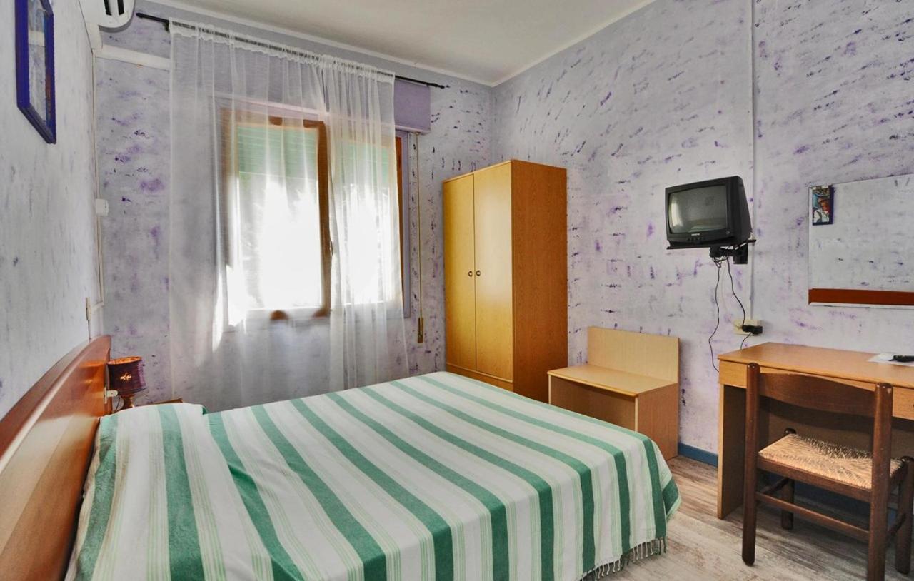 Hotel Antonella Каорле Екстер'єр фото